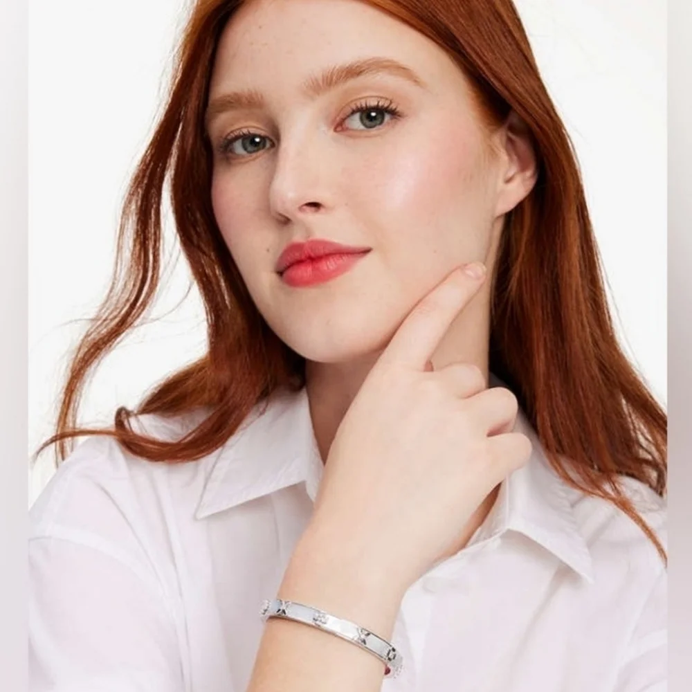 🩶🔹️KATE SPADE🔹️ Heritage Bloom Hinged Bangle - Picture 3 of 6